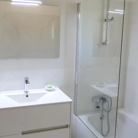 Encosta Oliveiras 49d Apartment