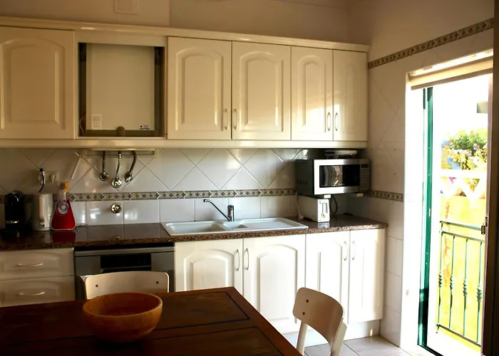 Encosta Oliveiras 49d * فيلامورا