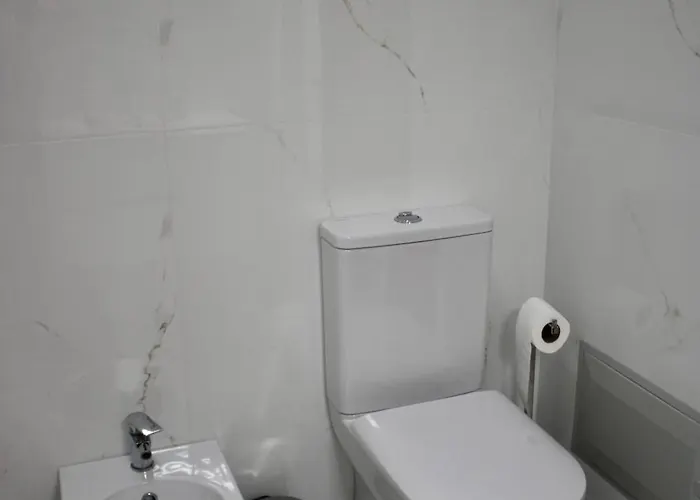 Encosta Oliveiras 49d شقة