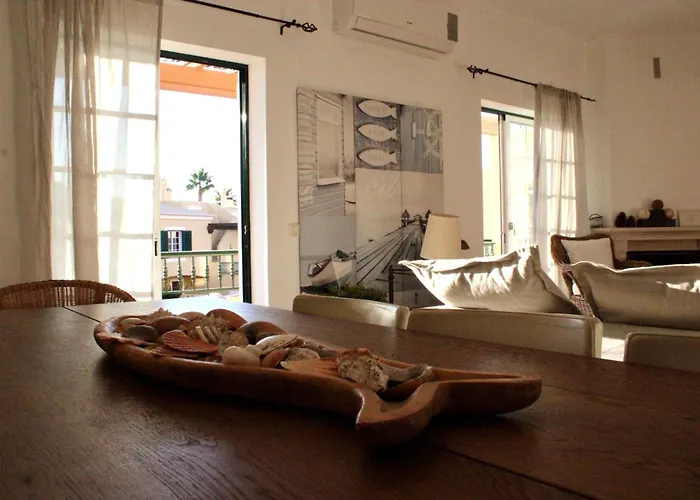 Encosta Oliveiras 49d شقة *