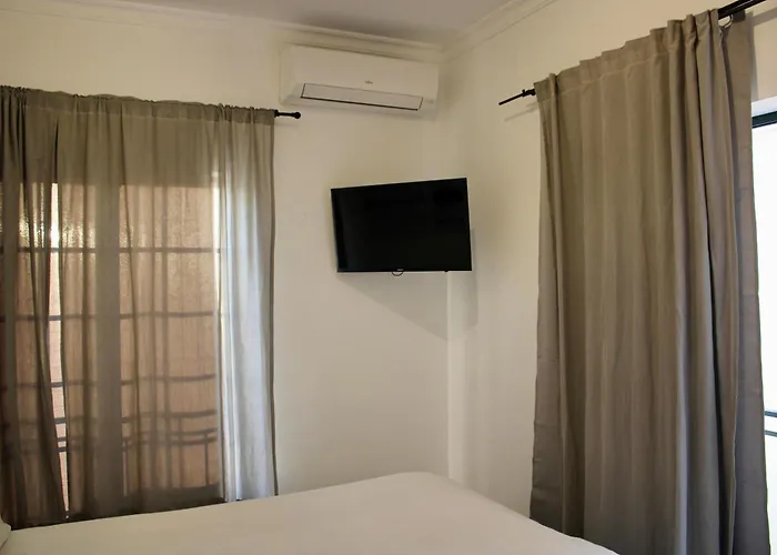 Encosta Oliveiras 49d شقة فيلامورا