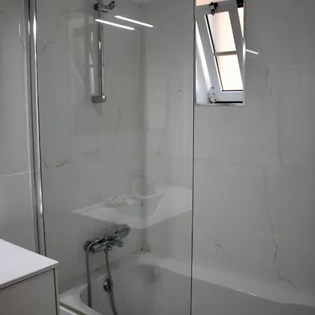 Apartment Encosta Oliveiras 49d *